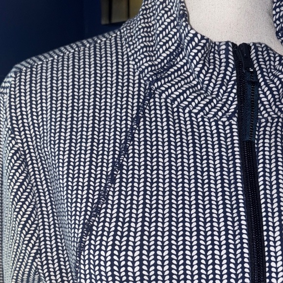 T by Talbots Navy & White Print Full Zip Jacket – Size XL – EUC - Picture 4 of 12